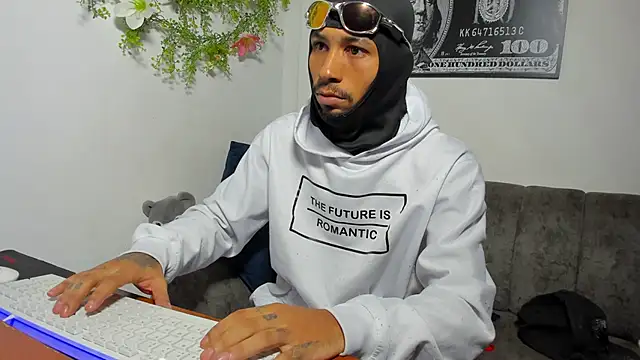 carl jhonson821 online show from November 2025 07:35:02 AM