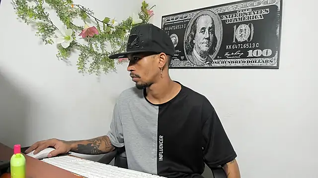 carl jhonson821 online show from November 2025 01:12:01 AM