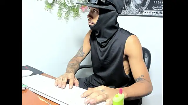 carl jhonson821 online show from November 2025 10:42:02 AM