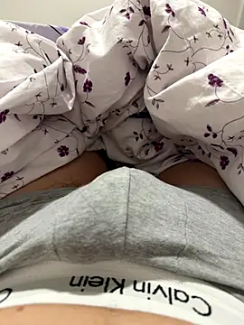 Snapshot of JJ_131 chatting on September 2025 06:57:02 PM JJ 131 online show from September 2025 06:57:02 PM