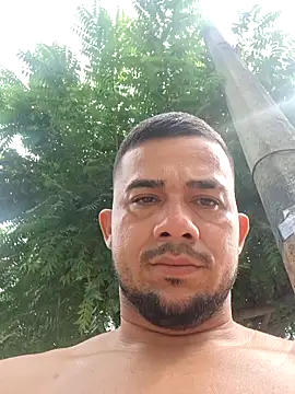 Snapshot of yeffito1 chatting on September 2025 02:16:01 PM yeffito1 online show from September 2025 02:16:01 PM