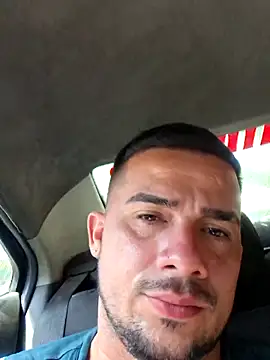 Snapshot of yeffito1 chatting on September 2025 03:49:01 PM yeffito1 online show from September 2025 03:49:01 PM