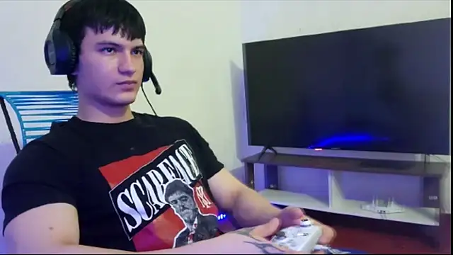 ErickWalton online show from November 2025 05:44:02 AM