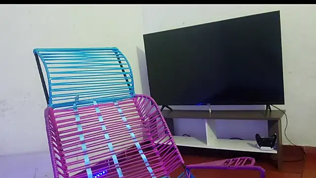 ErickWalton online show from November 2025 05:29:01 AM