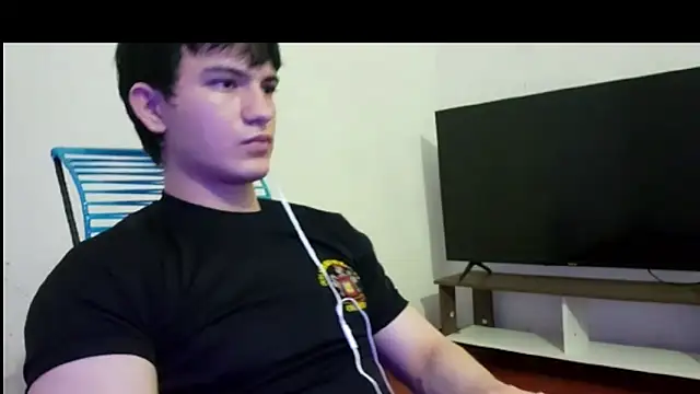 ErickWalton online show from December 2025 06:12:02 AM