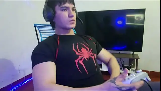 ErickWalton online show from October 2025 02:34:02 AM