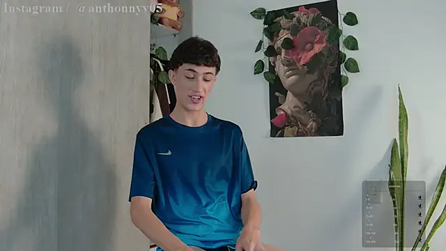 Snapshot of anthonny_05 chatting on September 2025 11:33:02 PM anthonny 05 online show from September 2025 11:33:02 PM