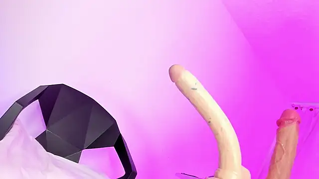 francesca suzett  online show from December 2025 11:09:01 AM