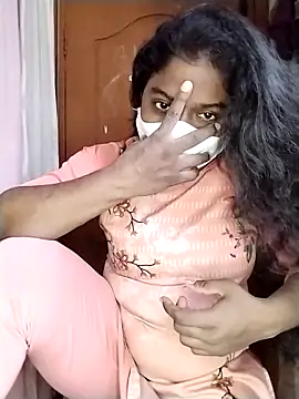 Snapshot of Angel_6531 chatting on February 2026 04:56:01 AM Angel 6531 online show from February 2026 04:56:01 AM