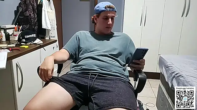 Snapshot of vinialnc chatting on October 2025 12:23:02 AM vinialnc online show from October 2025 12:23:02 AM