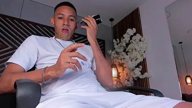 B Wild online show from December 2025 03:16:01 AM