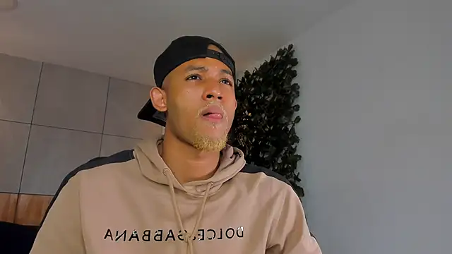 B Wild online show from March 2026 03:34:01 AM