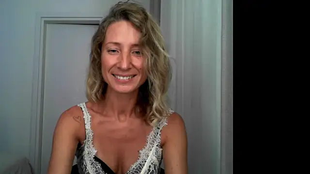Paevoa online show from September 2025 08:16:01 PM
