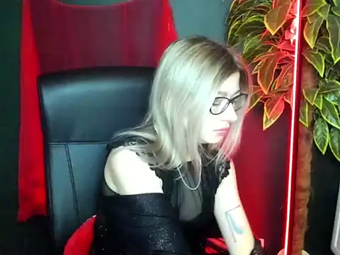 loveHeidi online show from March 2026 05:24:01 AM