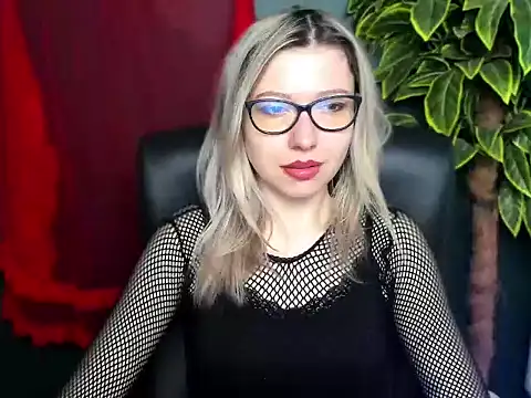 loveHeidi online show from May 2026 06:27:02 AM