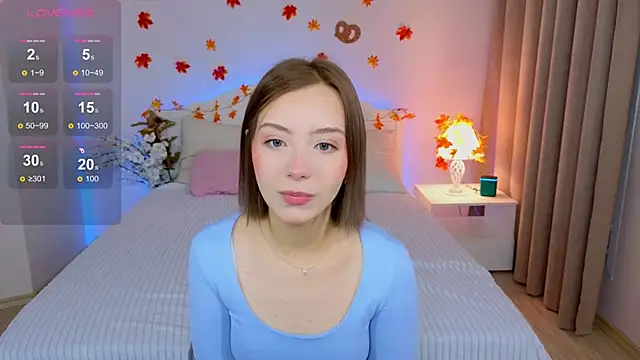LumMina online show from September 2025 01:12:02 AM