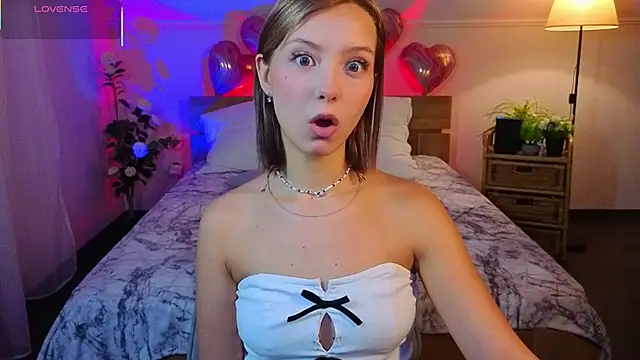 LumMina online show from February 2026 10:37:01 AM