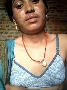 Snapshot of Hot_cupal chatting on September 2025 04:50:02 AM Hot cupal online show from September 2025 04:50:02 AM