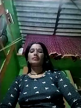 Monika cut online show from October 2025 03:56:01 PM