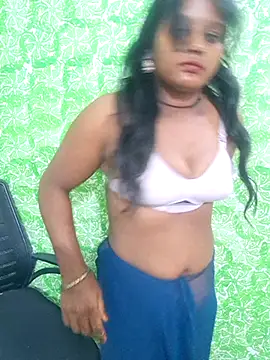 Snapshot of Rashmi_Pathak chatting on September 2025 02:33:01 AM Rashmi Pathak online show from September 2025 02:33:01 AM