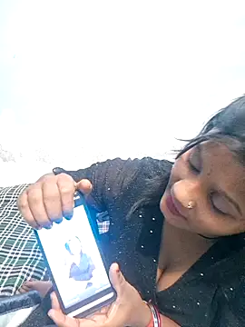 Snapshot of Rashmi_Pathak chatting on November 2025 03:27:01 PM Rashmi Pathak online show from November 2025 03:27:01 PM