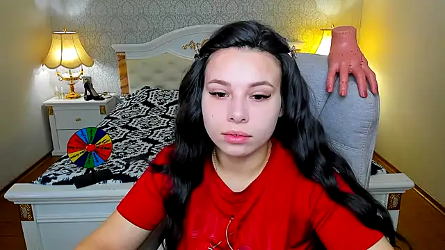 Snapshot of OmniaSher chatting on November 2025 11:03:01 AM OmniaSher online show from November 2025 11:03:01 AM