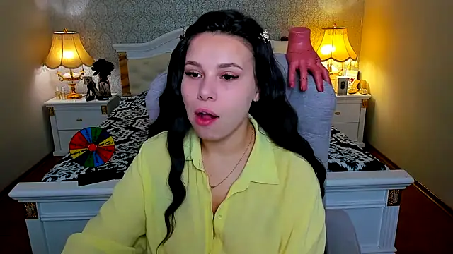 Snapshot of OmniaSher chatting on November 2025 10:14:02 AM OmniaSher online show from November 2025 10:14:02 AM