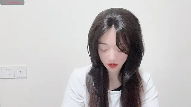 Snapshot of Queen_ww chatting on September 2025 12:36:02 PM Queen ww online show from September 2025 12:36:02 PM