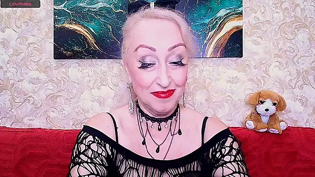  Sara  Smith  online show from June 2026 07:09:01 AM