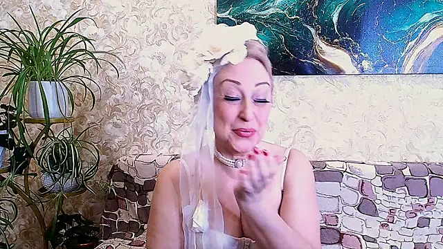  Sara  Smith  online show from March 2026 10:40:02 AM