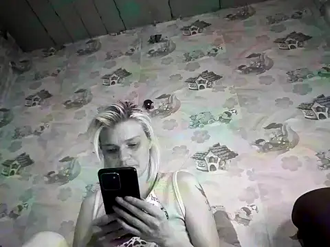 SaraSnow  online show from February 2026 06:40:02 PM