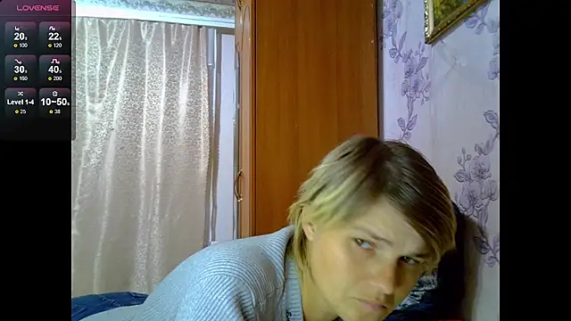 Snapshot of SaraSnow_ chatting on October 2025 07:33:01 PM SaraSnow  online show from October 2025 07:33:01 PM