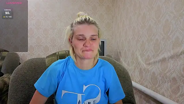 SaraSnow  online show from December 2025 05:59:02 PM