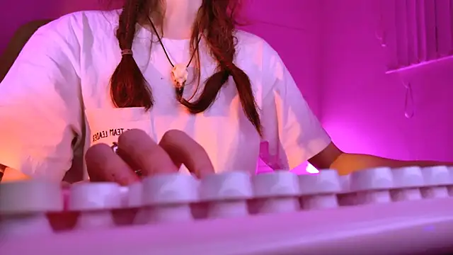 Yoka paradoXXX online show from December 2025 05:17:02 AM