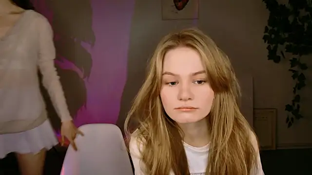 Yoka paradoXXX online show from October 2025 05:17:01 AM