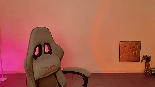 Snapshot of Yoka_paradoXXX chatting on January 2026 09:13:01 AM Yoka paradoXXX online show from January 2026 09:13:01 AM