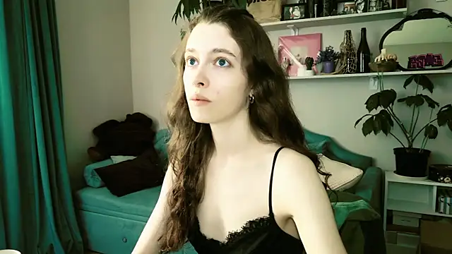 Snapshot of Yoka_paradoXXX chatting on June 2026 10:20:01 AM Yoka paradoXXX online show from June 2026 10:20:01 AM