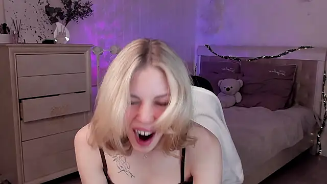 Leila Vanilla online show from February 2026 05:14:02 AM