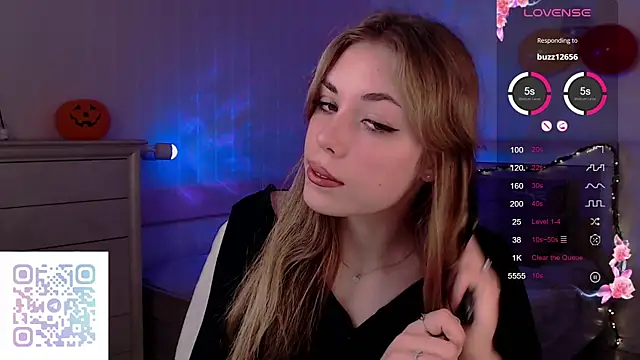 Leila Vanilla online show from November 2025 02:40:02 AM