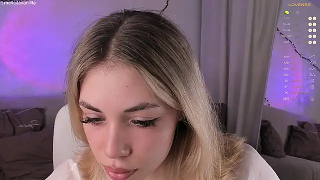 Leila Vanilla online show from April 2026 04:41:02 AM