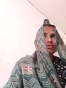 KIRTI12 HOT online show from September 2025 07:59:01 AM