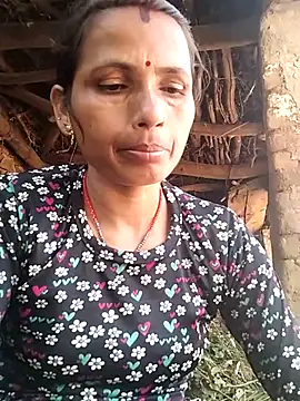 KIRTI12 HOT online show from October 2025 06:39:02 AM