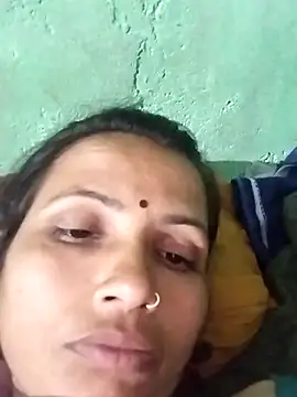 KIRTI12 HOT online show from January 2026 03:15:01 PM