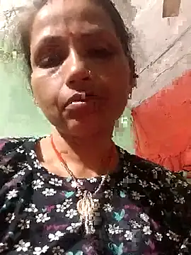 KIRTI12 HOT online show from October 2025 07:04:02 PM