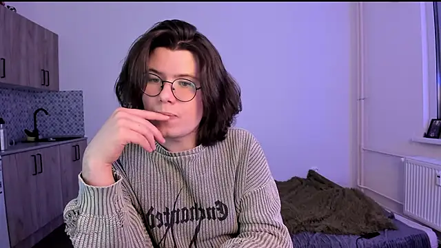 Snapshot of Derek_Shameless chatting on February 2026 08:30:01 PM Derek Shameless online show from February 2026 08:30:01 PM