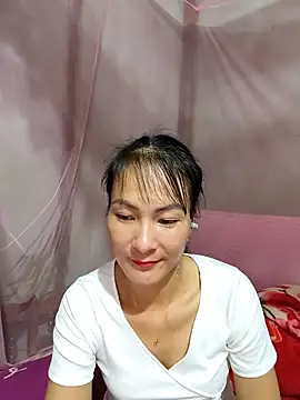 Snapshot of Yumyum_kiw chatting on September 2025 01:21:01 PM Yumyum kiw online show from September 2025 01:21:01 PM