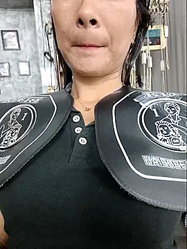 Snapshot of Yumyum_kiw chatting on September 2025 05:58:02 AM Yumyum kiw online show from September 2025 05:58:02 AM