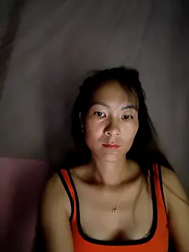 Snapshot of Yumyum_kiw chatting on September 2025 06:25:01 PM Yumyum kiw online show from September 2025 06:25:01 PM