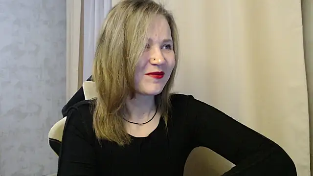 Snapshot of harpermoss chatting on October 2025 08:07:01 PM harpermoss online show from October 2025 08:07:01 PM