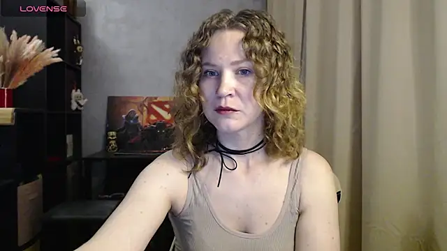 Snapshot of harpermoss chatting on September 2025 07:16:01 PM harpermoss online show from September 2025 07:16:01 PM